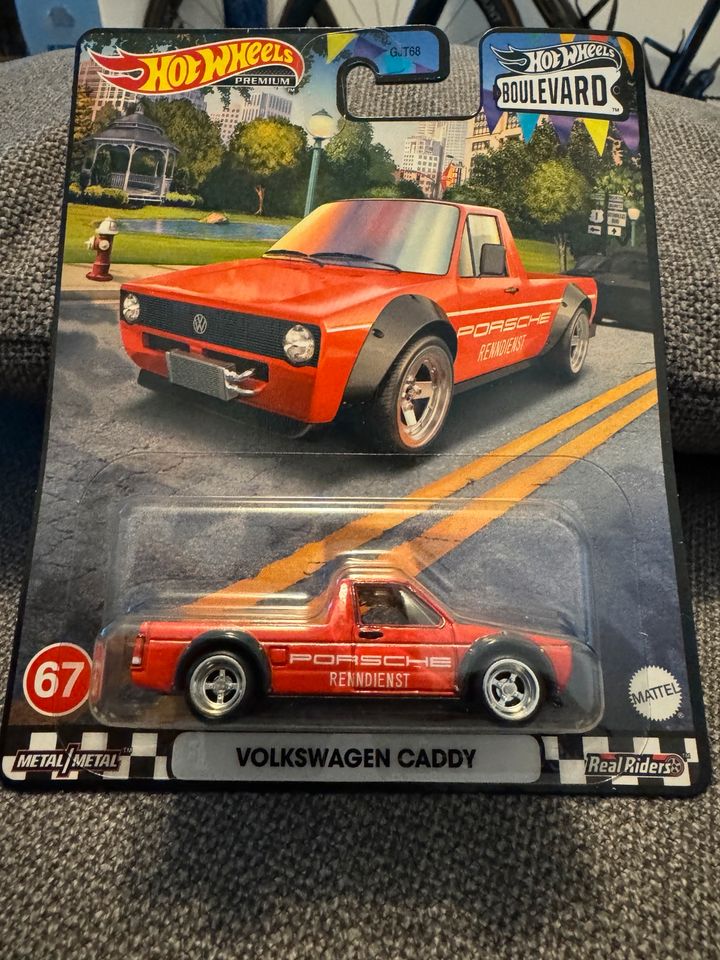 Hot Wheels Premium Volkswagen Caddy Boulevard in Bad Salzungen