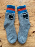 Flauschige warme Socken von Calvin Klein Jeans grau 37-39 Friedrichshain-Kreuzberg - Kreuzberg Vorschau