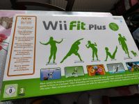 Wii Fit Board plus Wii Fit Spiel Niedersachsen - Friesoythe Vorschau