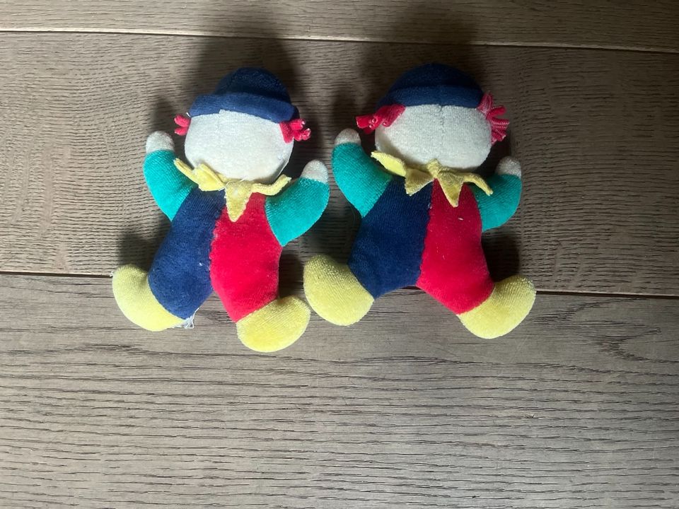 2x Sterntaler Clown Rassel rot gelb blau grün in Nordrhein-Westfalen - Marl  | Baby Spielzeug gebraucht kaufen | eBay Kleinanzeigen ist jetzt  Kleinanzeigen