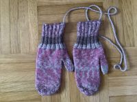 Selbstgestrickte Handschuhe, 1-2 Jahre, 2€ Nordrhein-Westfalen - Hünxe Vorschau