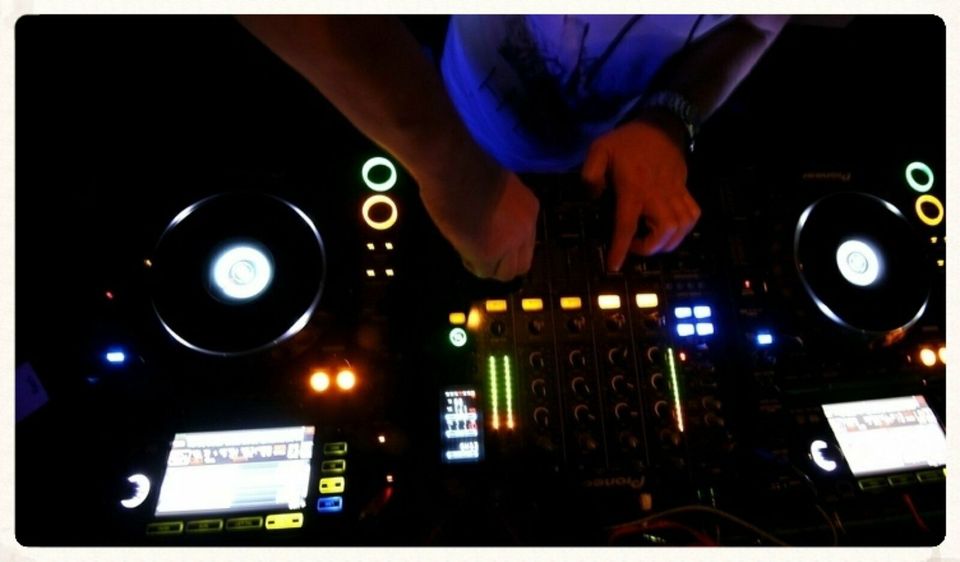 Deutsch/Polnischer DJ mit eigener Profi Anlage in Kiel