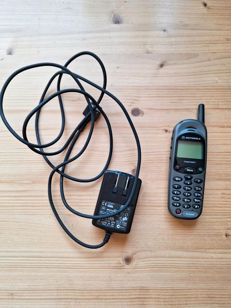 Handy Ladekabel Auto Nokia oder Samsung in Niedersachsen - Braunschweig, Telefon gebraucht kaufen