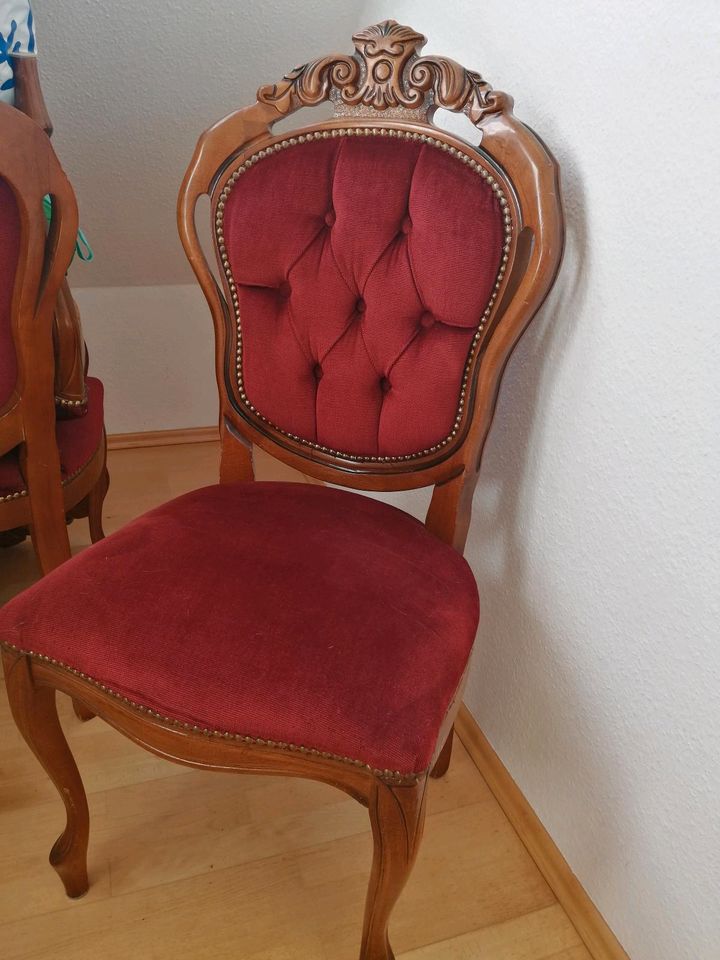 Schöne Stühle in Weißenfels