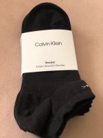 Calvin Klein Sneaker Socken 4 Paar Neu CK Nordrhein-Westfalen - Bad Laasphe Vorschau