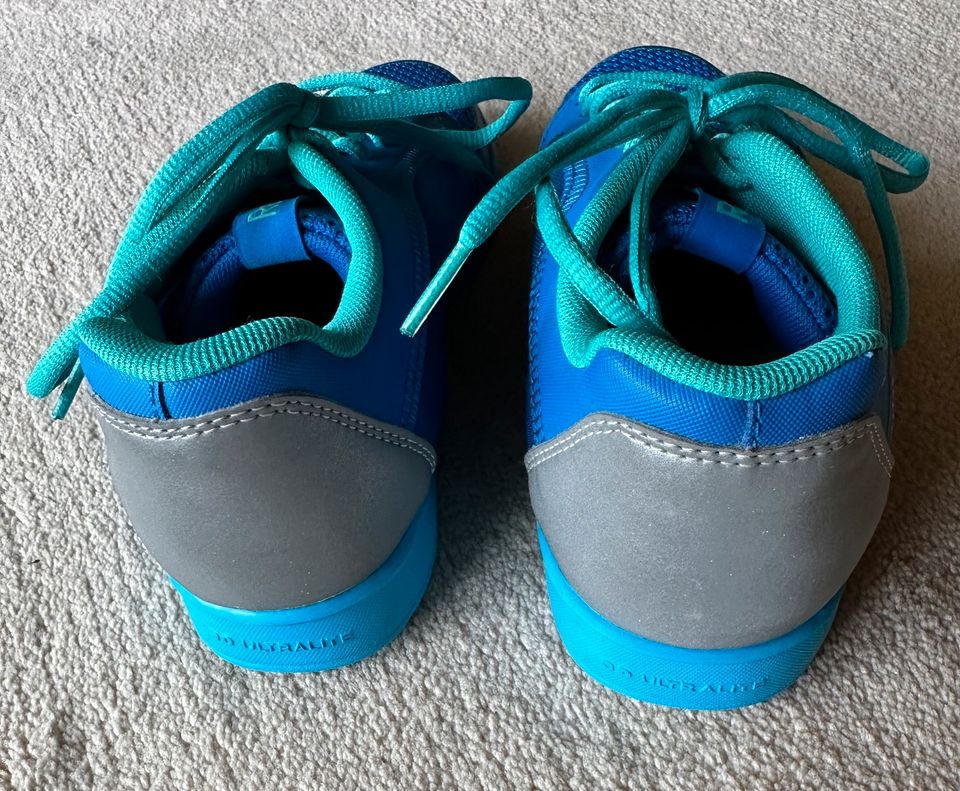 Reebok Damen Sneaker Gr. 37,5 hellblau in Trossingen