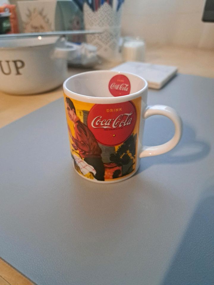 Coca Cola Sammlertasse (20 j. alt) in Melle