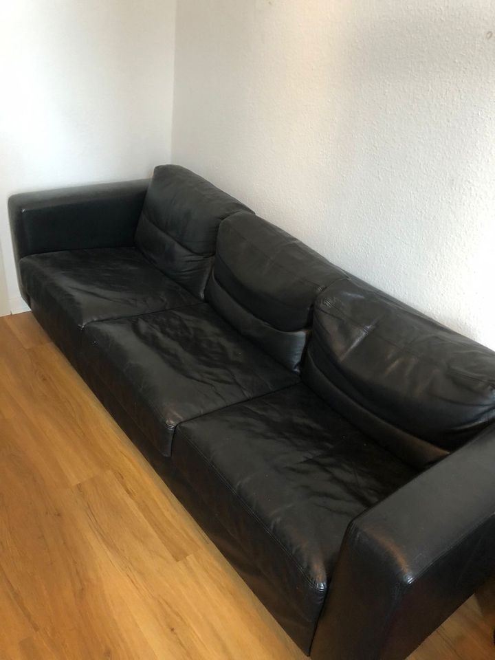 Hochwertige Couch / Sofa aus Echtleder in Köln