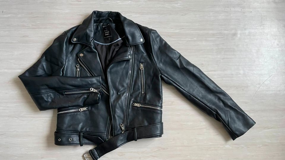 Damen Lederjacke Gr. S von Zara in Dresden