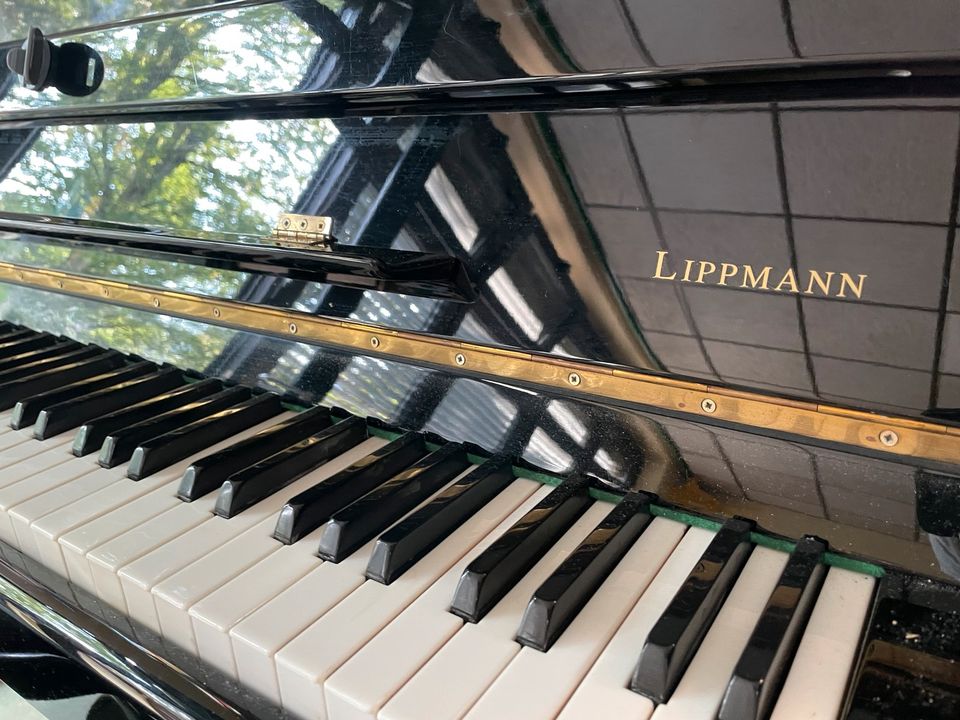 Klavier Lippmann in Neuss