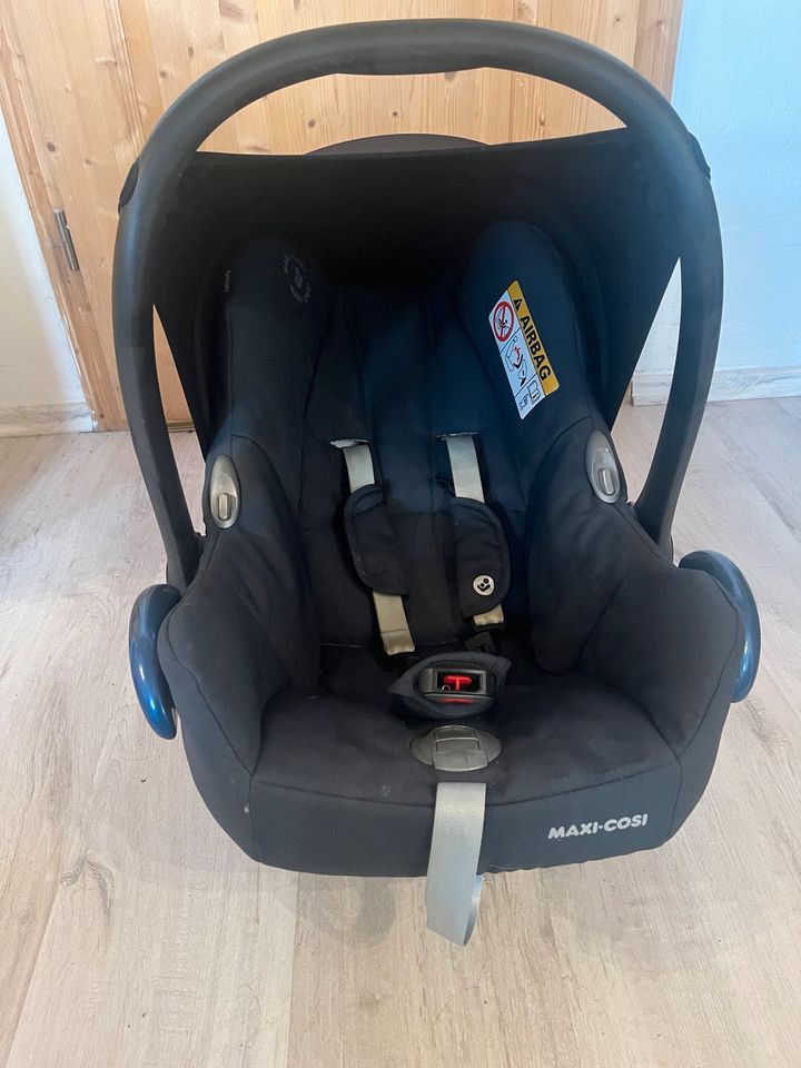 Maxi Cosi Kindersitz in Oppenheim