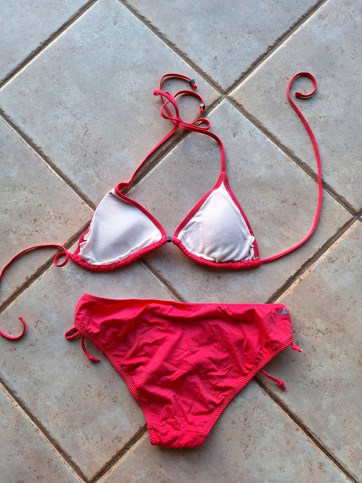 Bikini S 34 blau türkis pink rot Hunkemöller Bandeau Triangel S in Himmelpforten