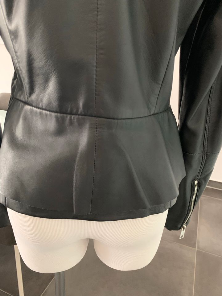 Lederjacke MANGO schwarz Größe XS neuwertig‼️ in Kerpen