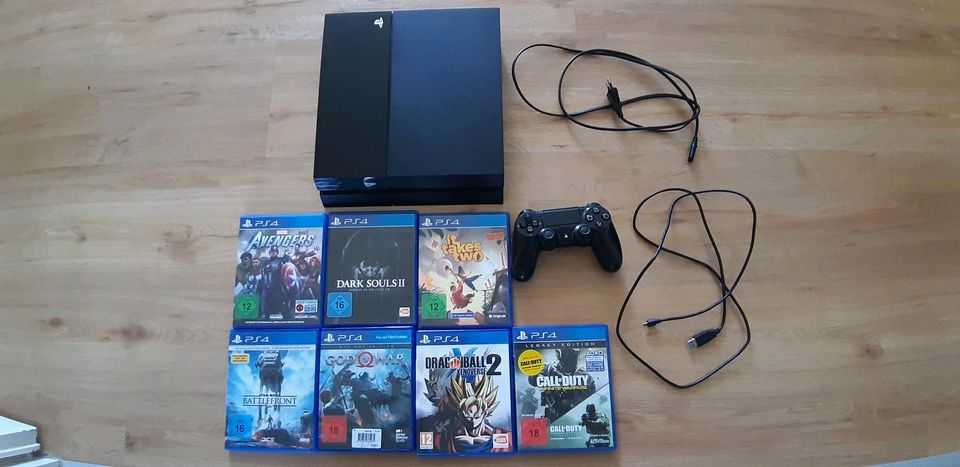 Ps4 + Spiele + 1Controller in Detmold