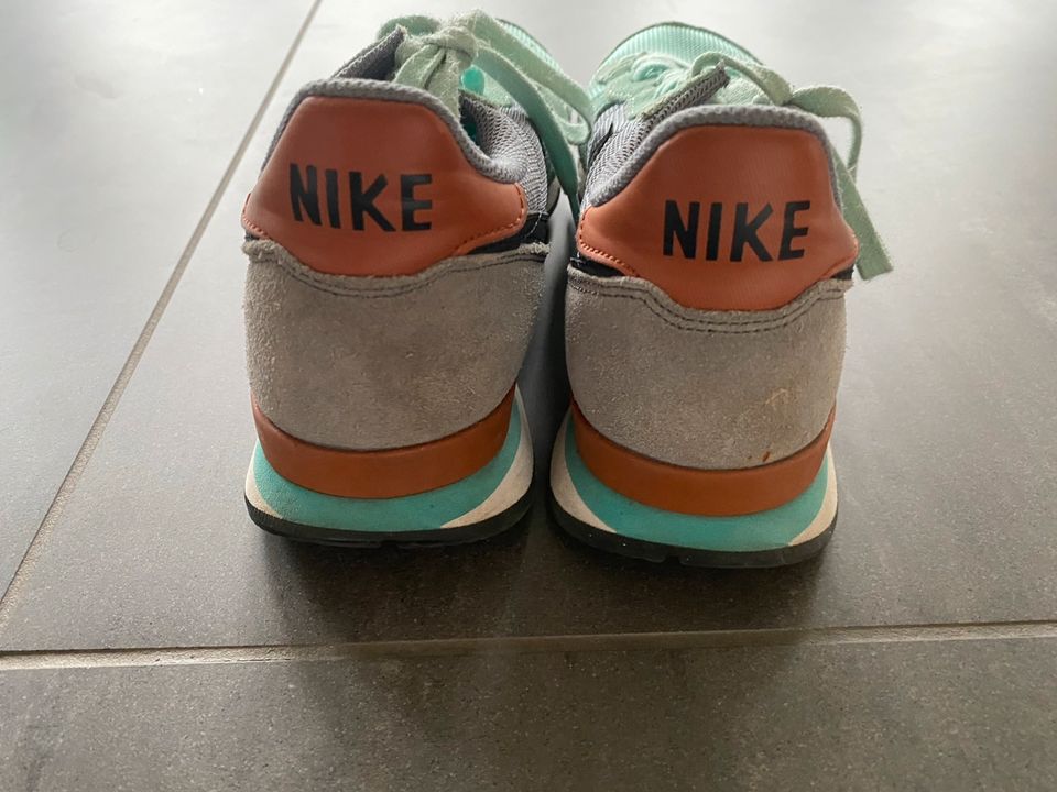 Nike Schuh in Größe 40 in Sindelfingen