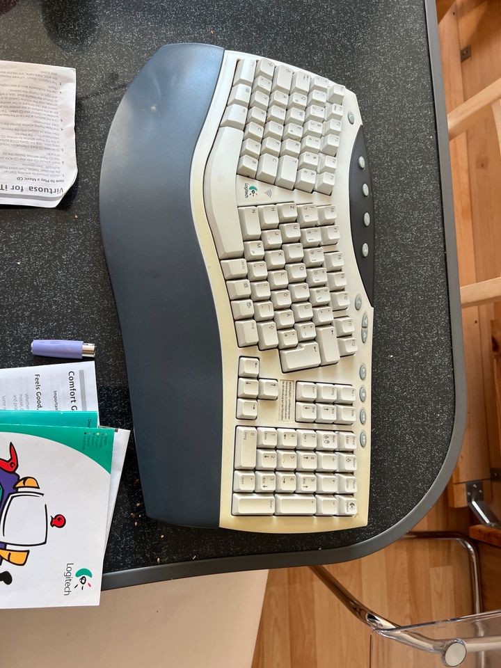 logitech Tastatur und Maus Wireless in Tübingen