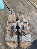 Sandalen Rieker Gr. 38 Nordrhein-Westfalen - Hilden Vorschau