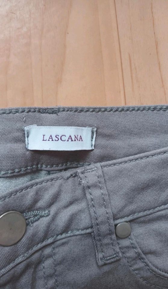 Leichte graue Jeans " Lascana " / Gr. 34 in Rostock