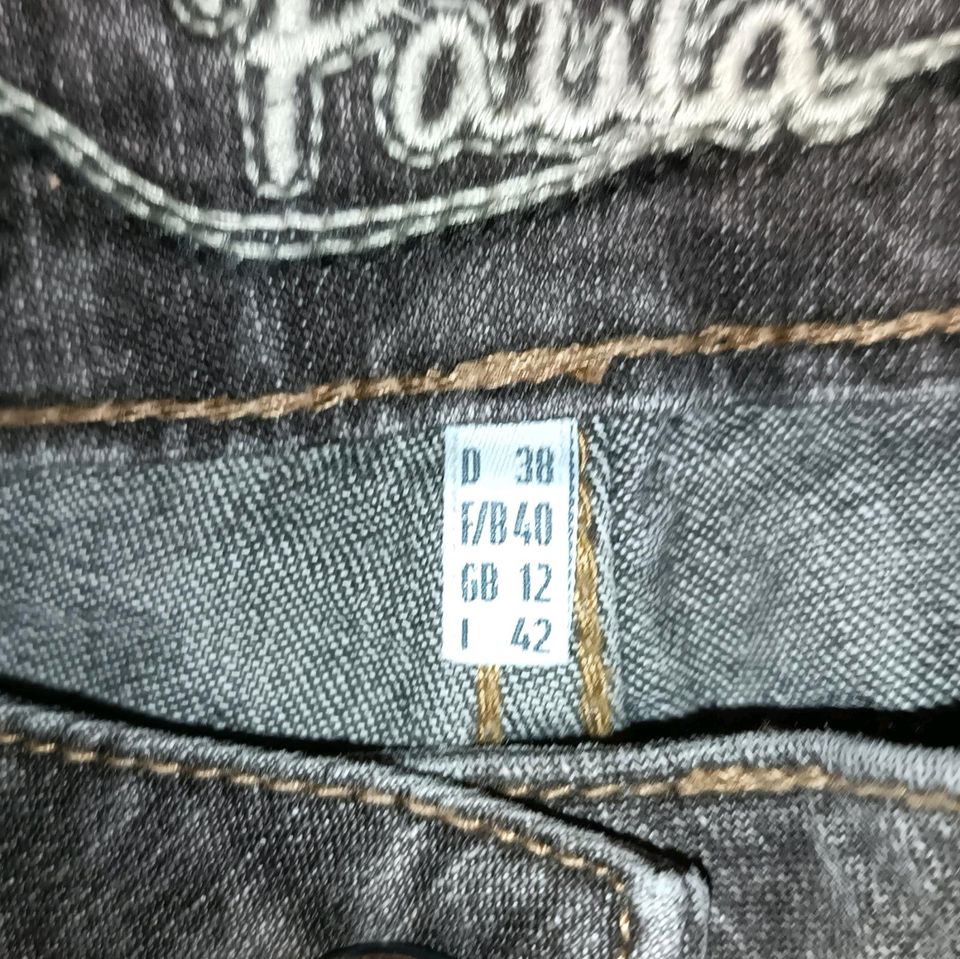 Braun Graue Y2K Jeans Schlaghose von Kenny.S in neu in Köln Vogelsang