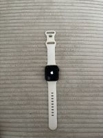 Apple Watch SE 40 mm + Ladekabel (defekt) Berlin - Mitte Vorschau