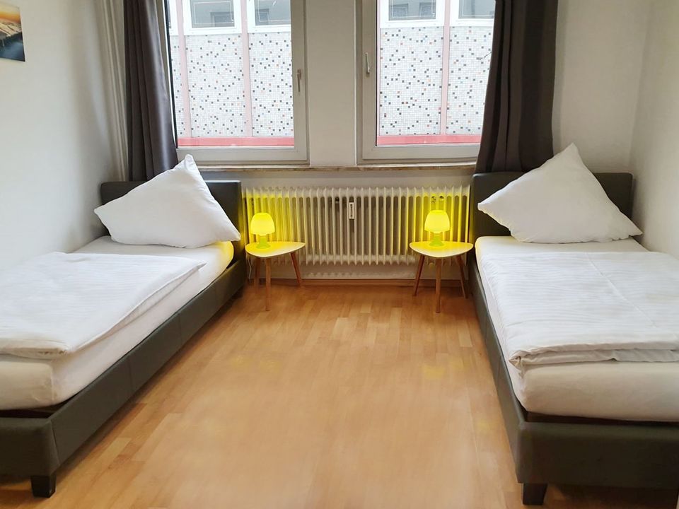 sanierte Ferienwohnung & Monteurwohnung/ Monteurzimmer mit Dachterrasse im Stadtzentrum in Wilhelmshaven