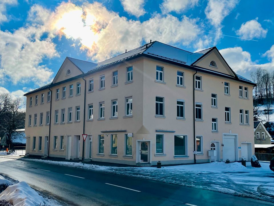 Sichtbare Gewerberäume (Gewerbe / Büro / Praxis) - Hauptstraßenlage in Klingenthal in Klingenthal