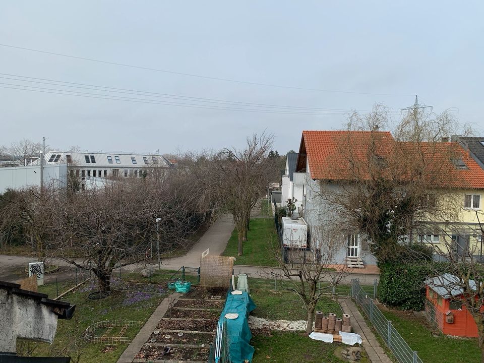 Ruhiges Reihenmittelhaus/ großer Garten (Freiburg i.Brsg. Südwest in Freiburg im Breisgau