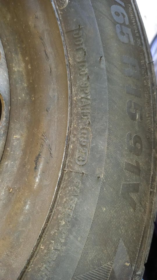 4 Stück Kumho Ecsta HS52 195/65 R15 91V Sommer auf 5 Loch Felgen in Solingen