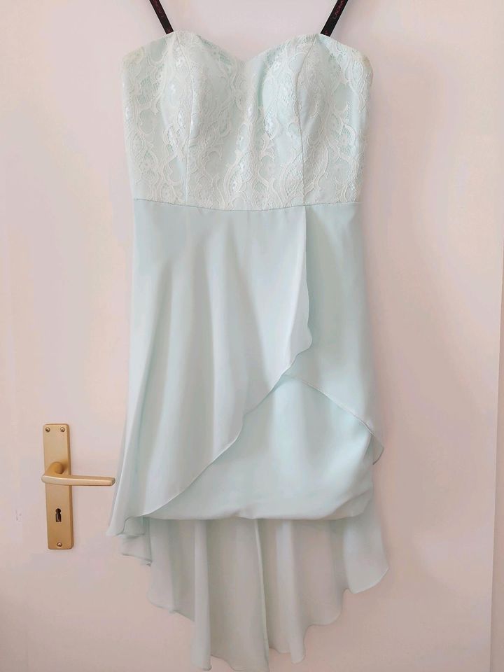 Laona Kleid, Abendkleid, Mintgrün mit Spitze, Vokuhila, Größe 42 in Glückstadt