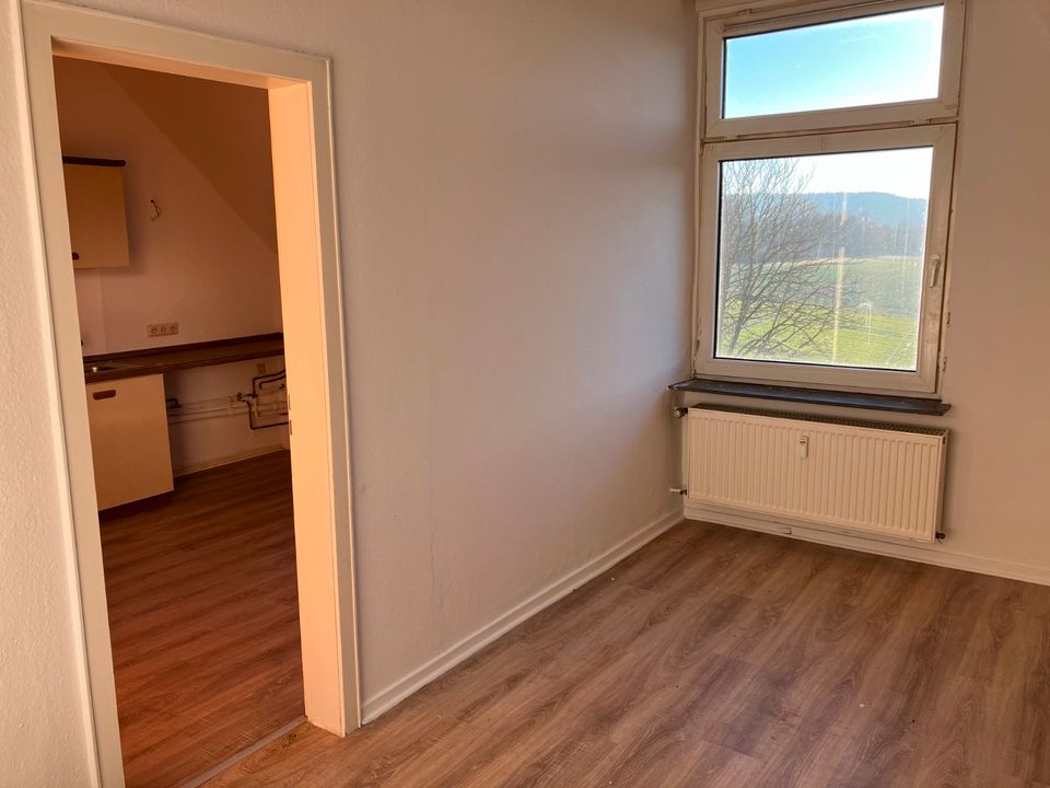 Freundliche Dachgeschoßwohnung in Scheden in Scheden