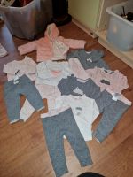 Riesen Feetje Set 68 Hosen Shirts Jacke Kleid Leggings Niedersachsen - Wietzen Vorschau