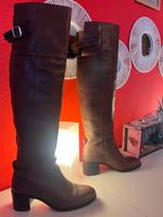 Zara Lederstiefel Overknee braun Gr.39 Nordrhein-Westfalen - Overath Vorschau