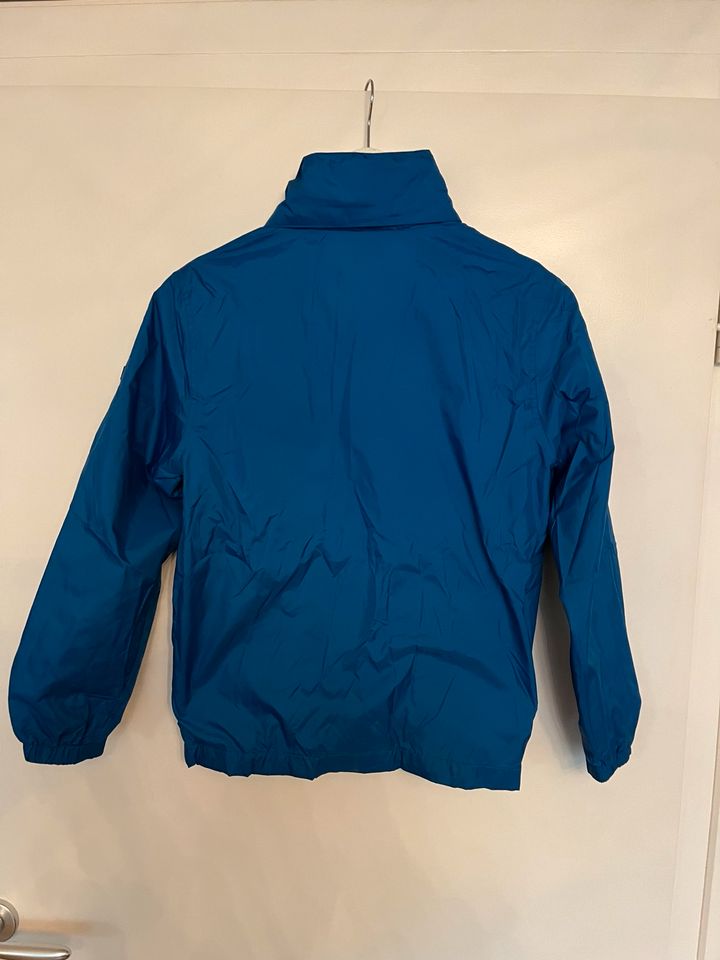 Boss Regenjacke für Kinder Größe 10/140 in München