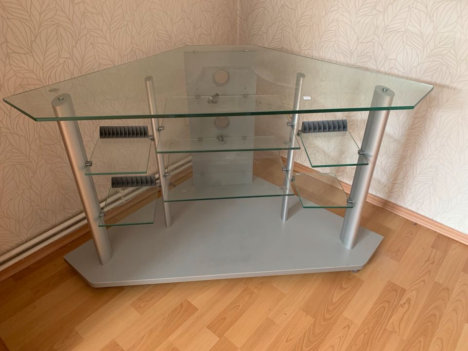 TV Unterschrank aus Glas in Freiberg