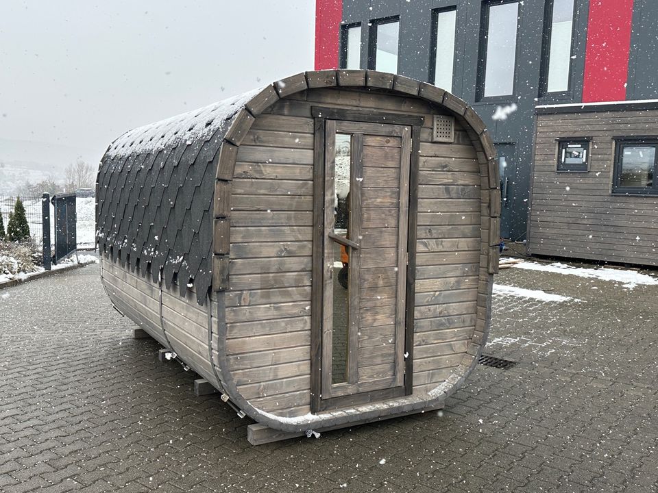 Quadro Sauna | 3,5 m Gartensauna | Außensauna mit. Vorraum in Eichenzell