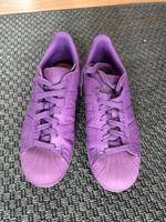 Adidas Superstar lila Gr. 41 1/3 Brandenburg - Panketal Vorschau