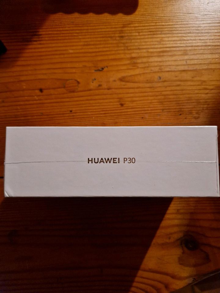 Huawei P30 Schwarz 128GB Neu OVP in Pfarrkirchen