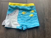 Badeshorts mit Pobild und Seitenflossen Delfin Badehose Gr. 98 Niedersachsen - Jesteburg Vorschau