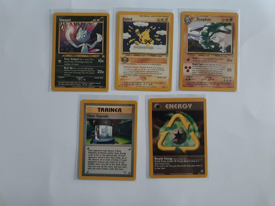 Pokemon Neo Genesis Karten Pokemonkarten englisch holo alt foil in Frankfurt am Main