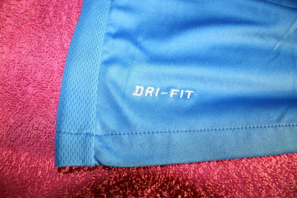 Original NIKE DRI - FIT T-Shirt Größe XL Neu mit Etiketten in Glan-Münchweiler