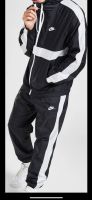 TOP Nike Jogger Anzug NEU schwarz in XL NEU Duisburg - Rheinhausen Vorschau