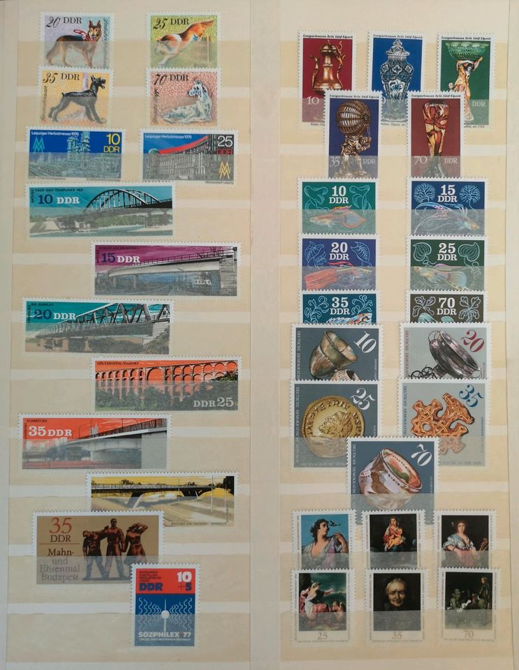 Briefmarken DDR postfrisch mit Album in Berlin