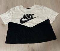Nike T-shirt Gr. S Hessen - Hohenroda Vorschau