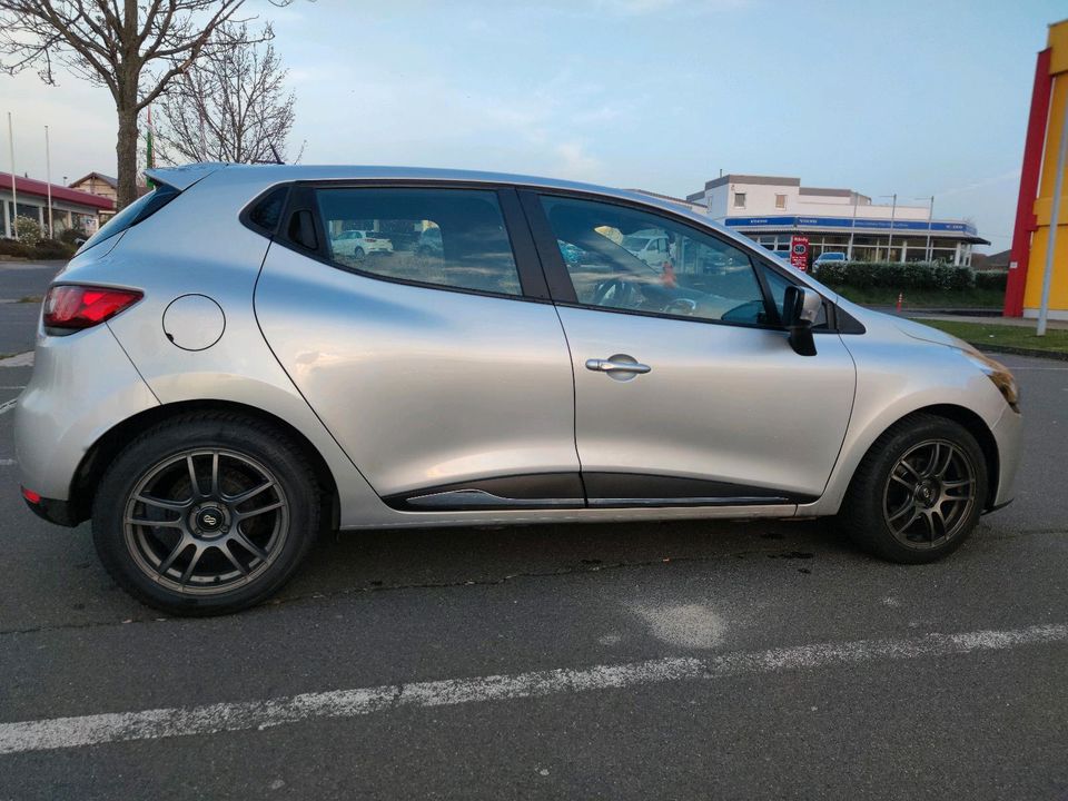 Renault Clio in Meuselwitz