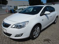 Opel Astra 1.4i Design Edition*Scheckheft gepflegt Hessen - Lich Vorschau