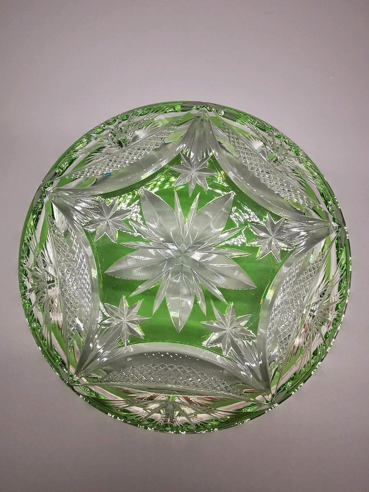 Kristallglas Glas-Schale alt Antik geschliffen Römer-Glas Grün in Herne