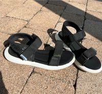 Sandalen schwarz Größe 39 Nordrhein-Westfalen - Bad Salzuflen Vorschau