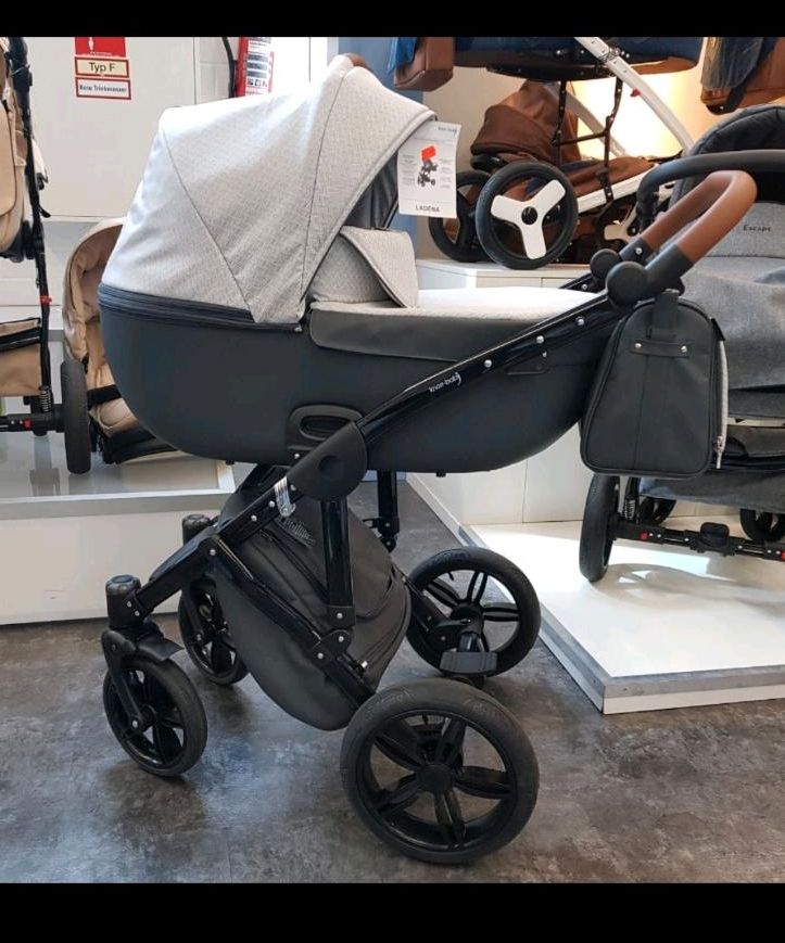 Kinderwagen knorr baby in Köln