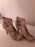 DOGO STIEFELETTEN   Gr. 40/41    verschiedene Modelle und Farben Niedersachsen - Garbsen Vorschau