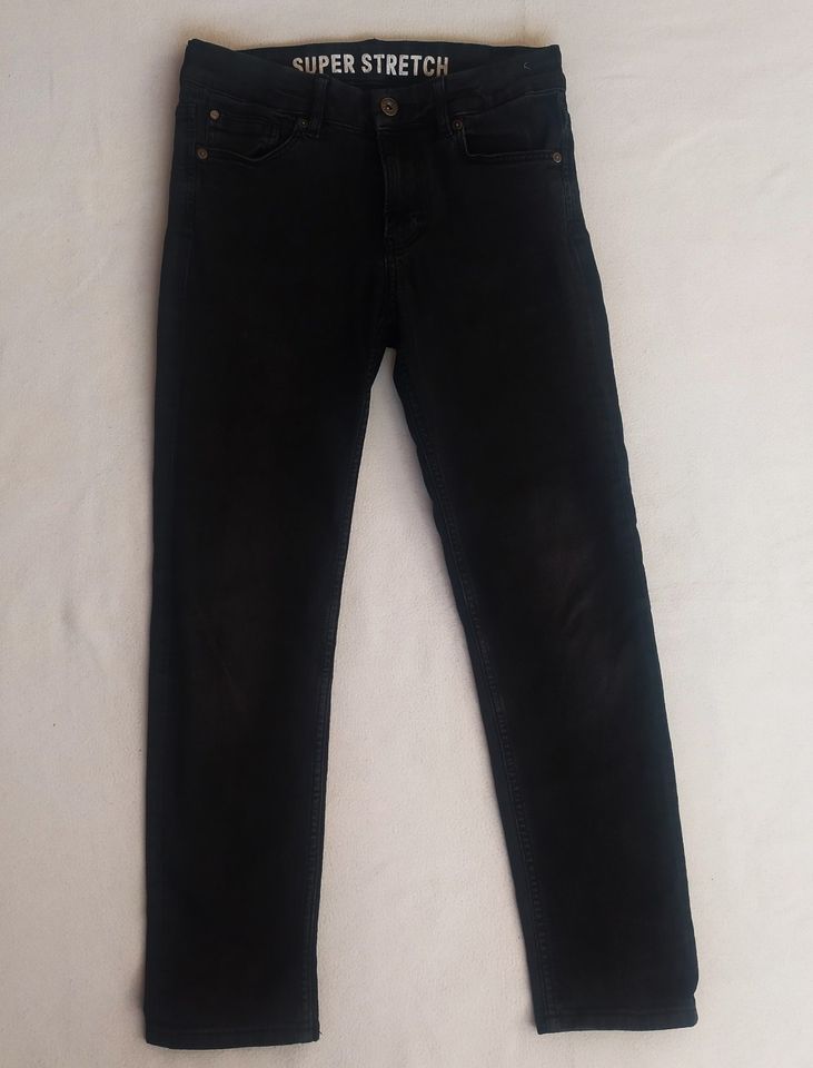 gut erhalten Skinny Fit Jeans,Stretch Jeans Gr.146 H&M in Dresden